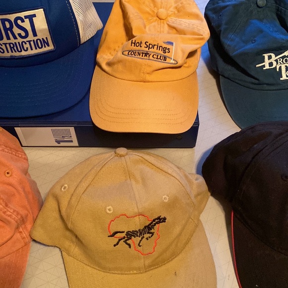 Set of 8 Mens Baseball Hats - Picture 4 of 6